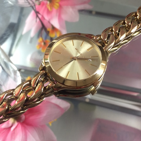 Michael Kors Accessories - 🌸OFFERS?🌸Michael Kors Gold Watch🌸